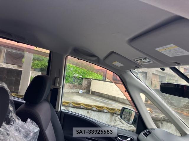 Nissan SERENA 2011-06 7060635-7