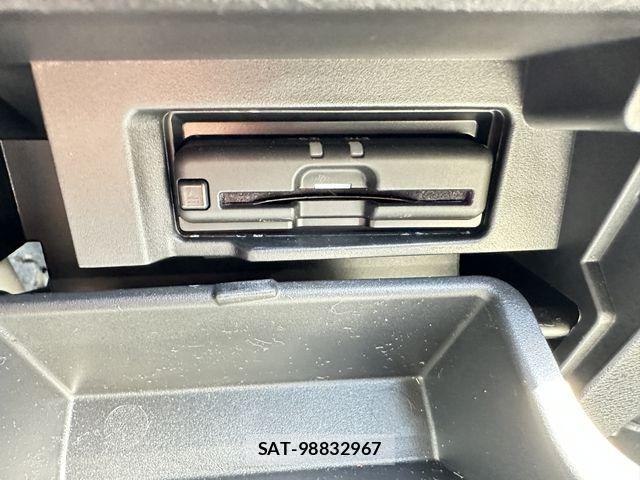 Nissan SERENA 2020-05 7060616-27
