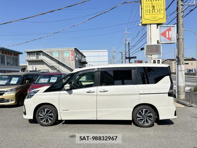Nissan SERENA 2020-05 7060616-3
