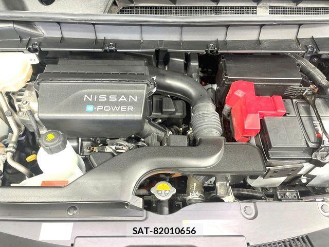 Nissan SERENA 2023-05 7060591-17