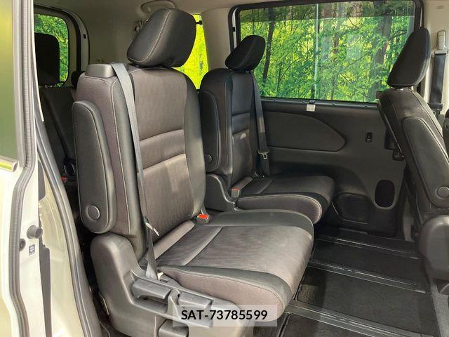 Nissan SERENA 2018-10 7060605-8
