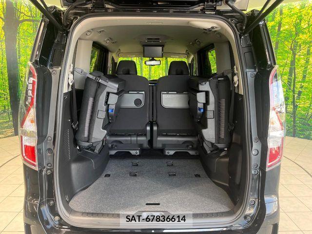 Nissan SERENA 2021-07 7060596-11
