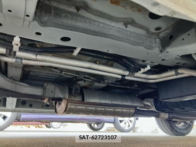Nissan SERENA 2011-03 7060640-9