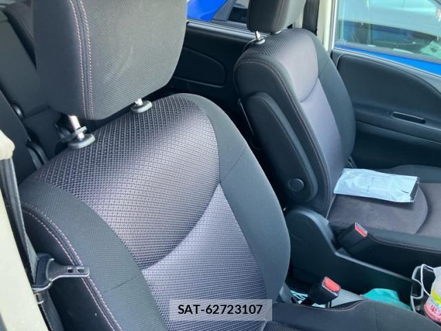 Nissan SERENA 2011-03 7060640-11