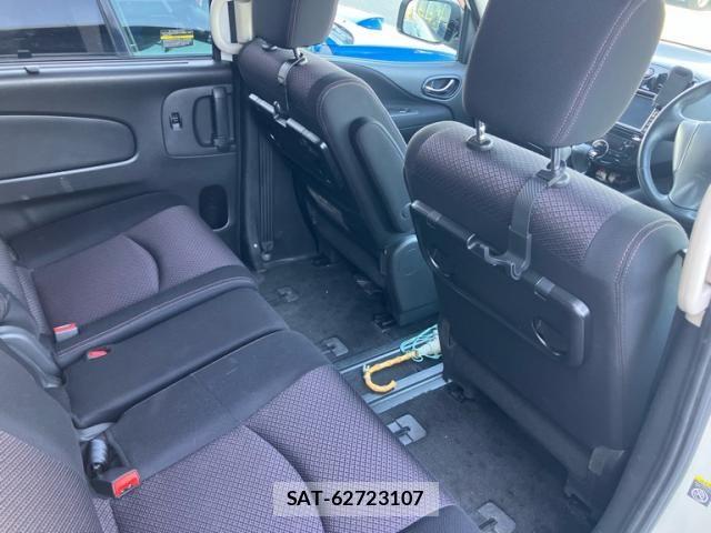Nissan SERENA 2011-03 7060640-12