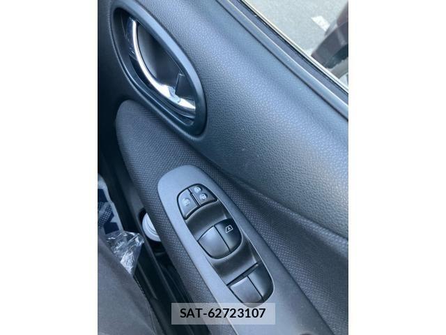 Nissan SERENA 2011-03 7060640-17