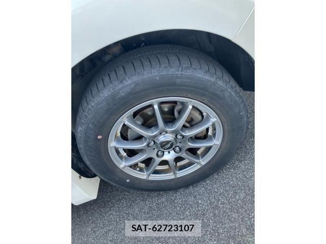 Nissan SERENA 2011-03 7060640-5