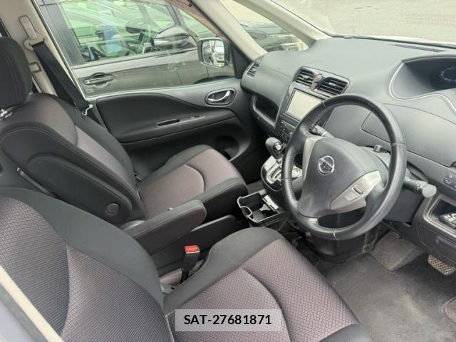 Nissan SERENA 2012-02 7060636-9