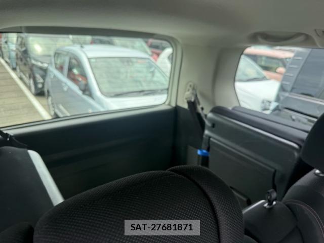 Nissan SERENA 2012-02 7060636-12