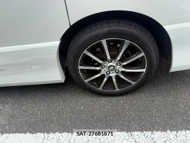 Nissan SERENA 2012-02 7060636-7