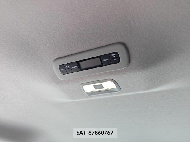 Nissan SERENA 2024-09 7059552-23