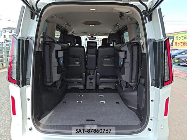 Nissan SERENA 2024-09 7059552-26