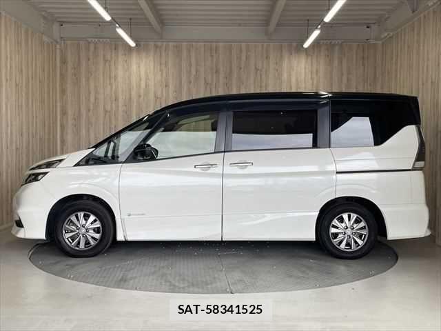 Nissan SERENA 2018-02 7060621-22