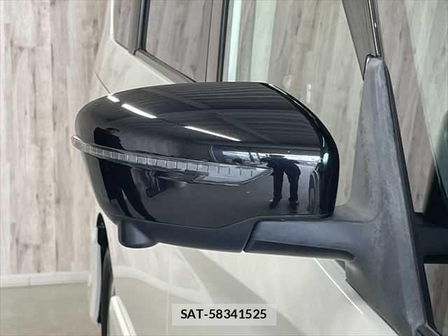 Nissan SERENA 2018-02 7060621-28