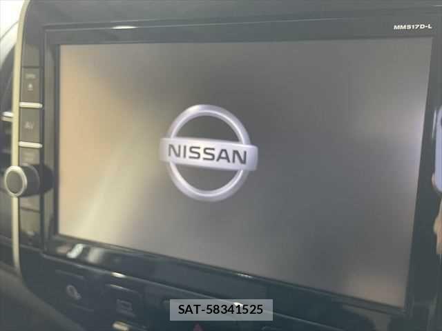 Nissan SERENA 2018-02 7060621-4