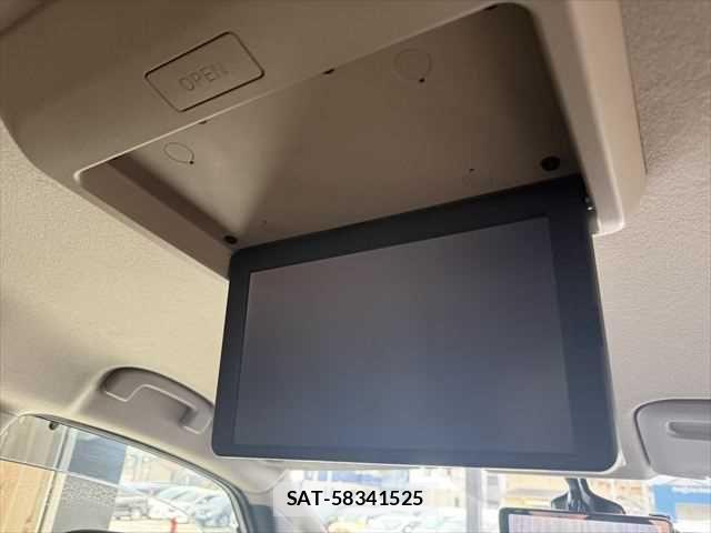 Nissan SERENA 2018-02 7060621-5