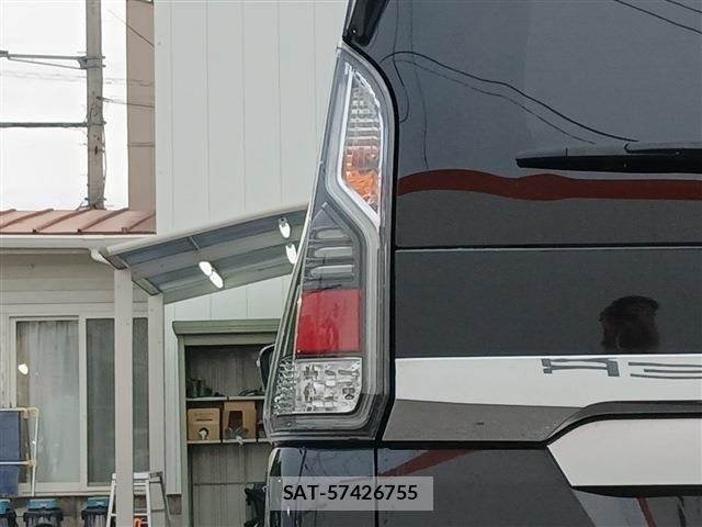 Nissan SERENA 2020-09 7060623-28