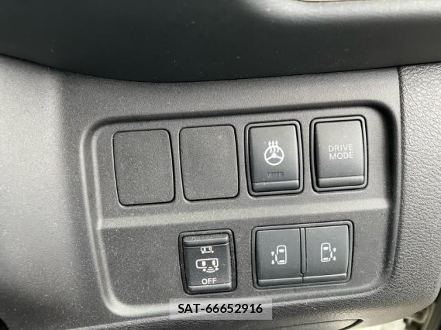 Nissan SERENA 2018-06 7060626-13