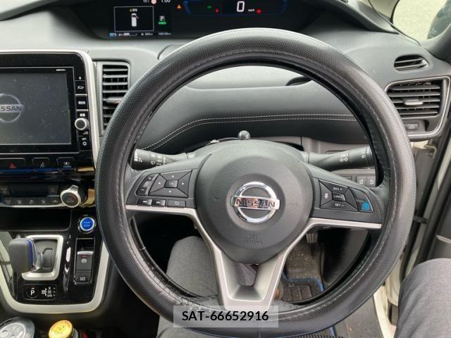 Nissan SERENA 2018-06 7060626-14
