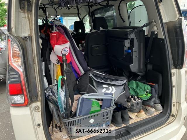 Nissan SERENA 2018-06 7060626-6
