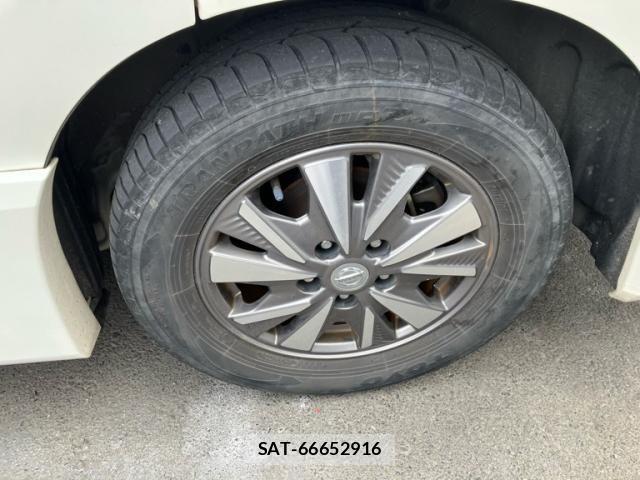 Nissan SERENA 2018-06 7060626-7