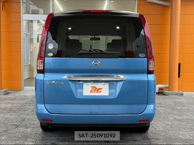 Nissan SERENA 2009-07 7060631-13