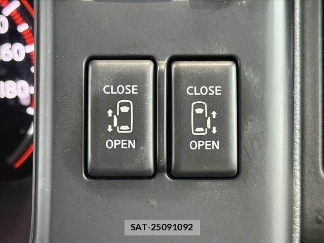 Nissan SERENA 2009-07 7060631-4