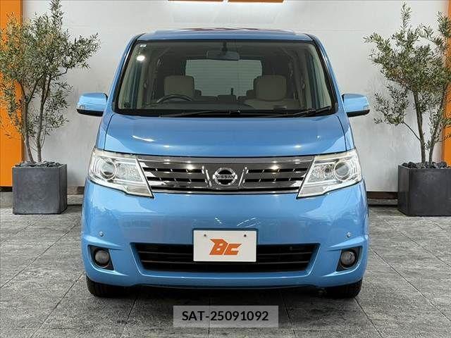 Nissan SERENA 2009-07 7060631-8