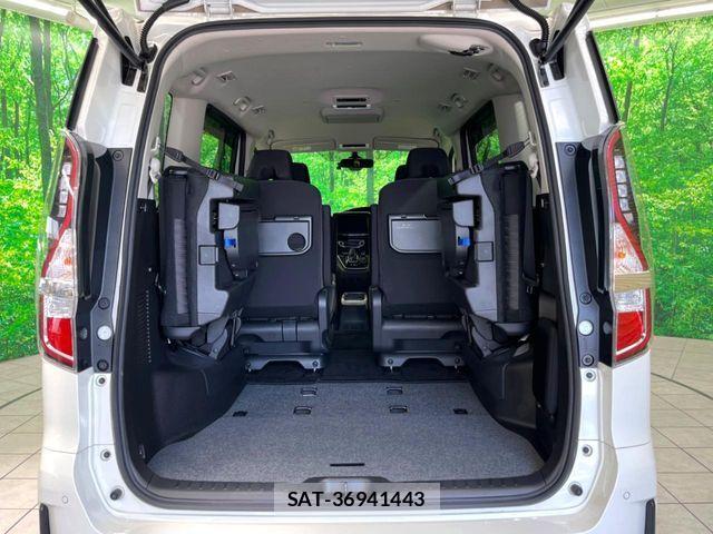 Nissan SERENA 2021-08 7060597-12