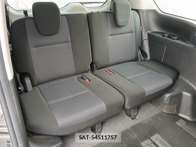 Nissan SERENA 2021-03 7060617-16
