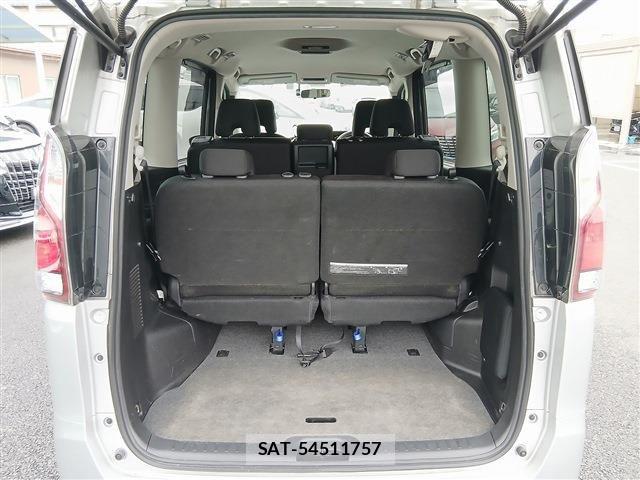 Nissan SERENA 2021-03 7060617-17