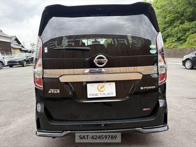 Nissan SERENA 2021-01 7060618-18