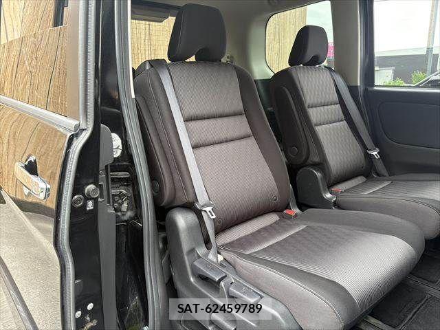 Nissan SERENA 2021-01 7060618-8