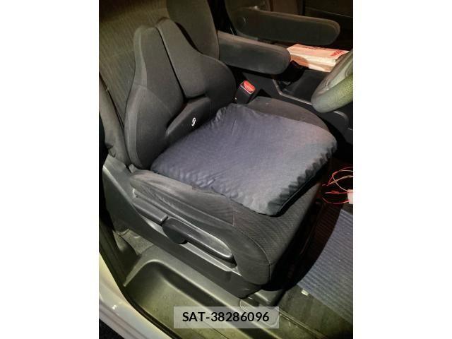 Nissan SERENA 2010-10 7060628-8
