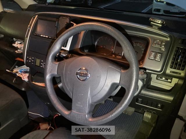 Nissan SERENA 2010-10 7060628-10