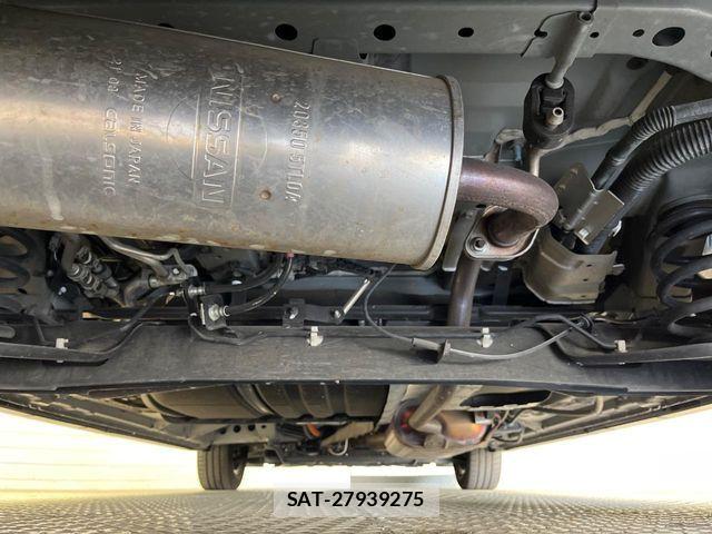 Nissan SERENA 2022-02 7060598-18