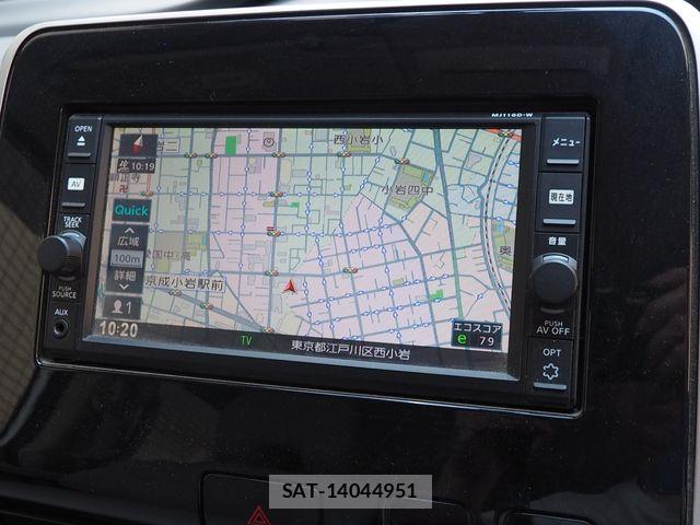 Nissan SERENA 2017-04 7060624-3