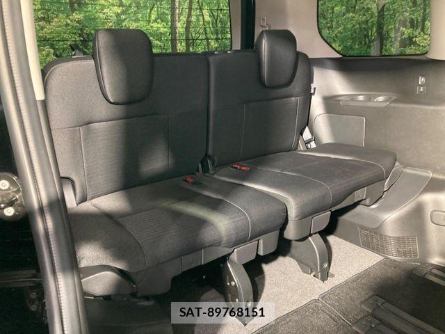 Nissan SERENA 2023-10 7060594-9