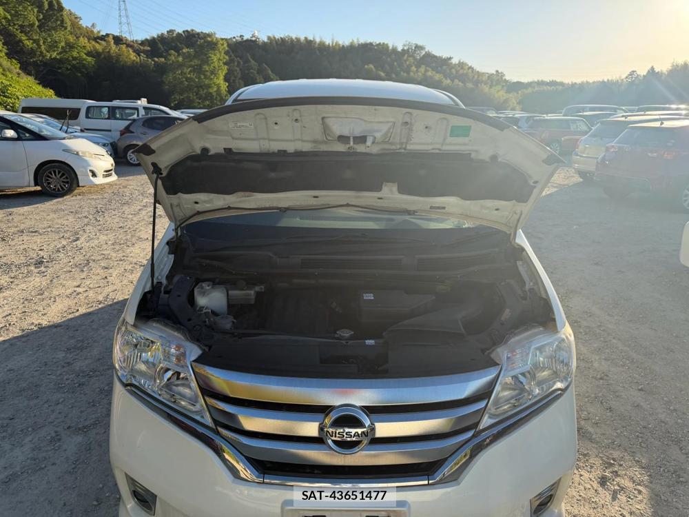 Nissan SERENA 2013 6713473-32