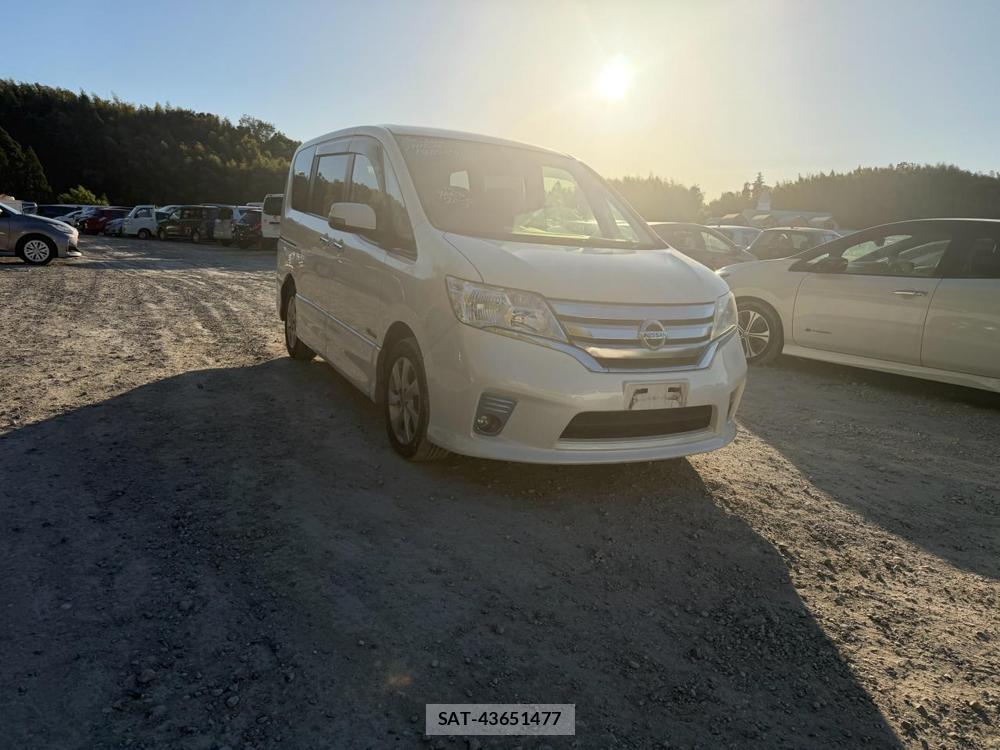 Nissan SERENA 2013 6713473-6