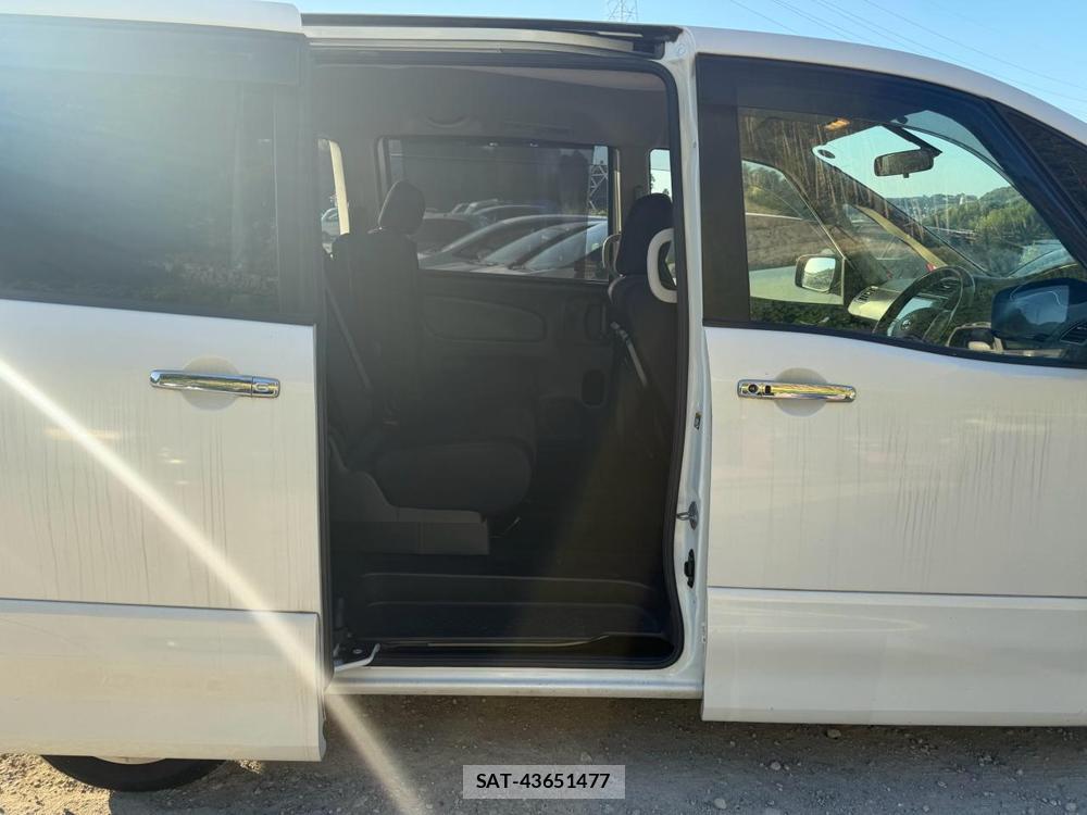 Nissan SERENA 2013 6713473-8