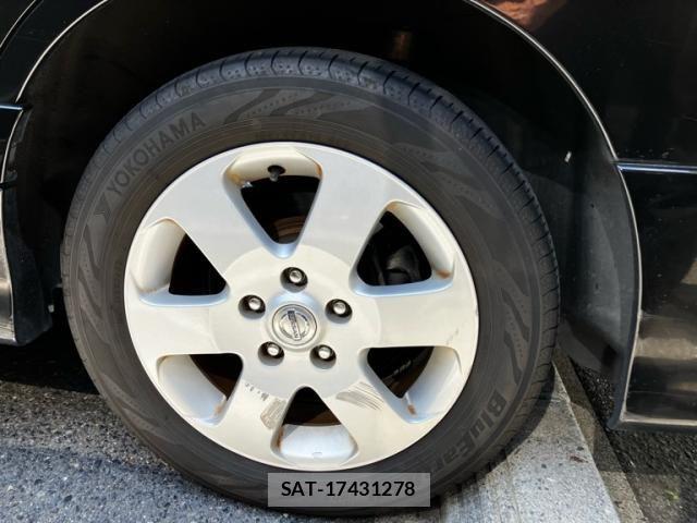 Nissan SERENA 2010-07 7215454-5