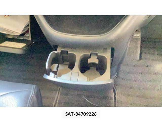 Nissan SERENA 2010-05 7224615-19