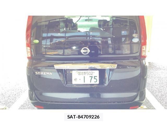 Nissan SERENA 2010-05 7224615-3
