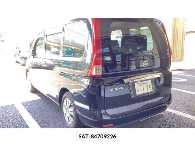 Nissan SERENA 2010-05 7224615-5