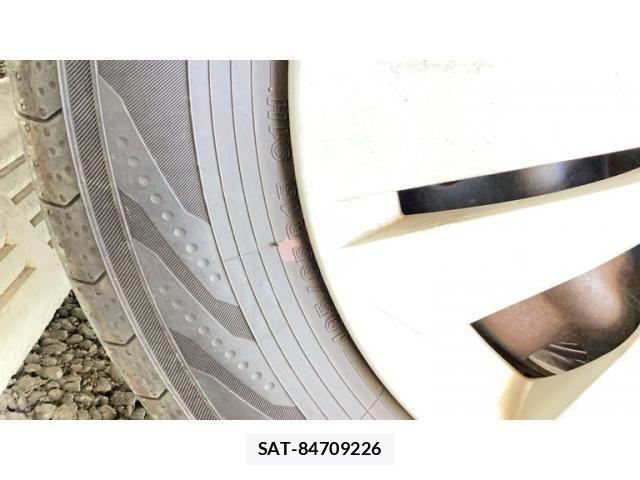 Nissan SERENA 2010-05 7224615-8