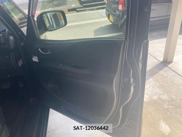 Nissan SERENA 2014-03 7224634-9