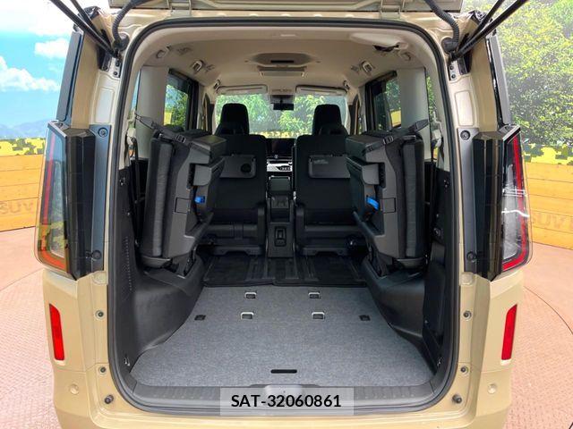 Nissan SERENA 2024-03 7224741-10
