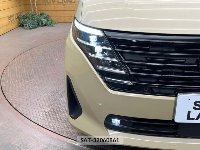 Nissan SERENA 2024-03 7224741-12
