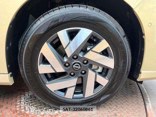 Nissan SERENA 2024-03 7224741-13